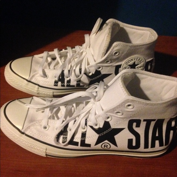 FAKE white all star converses - Picture 2 of 6